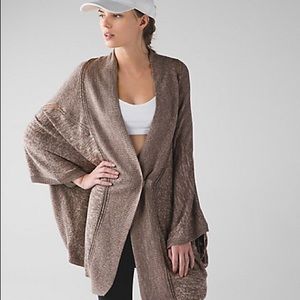 Lululemon Breeze Easy Wrap